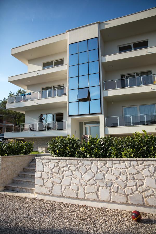 טיווט Apartments Sunny Hill מראה חיצוני תמונה