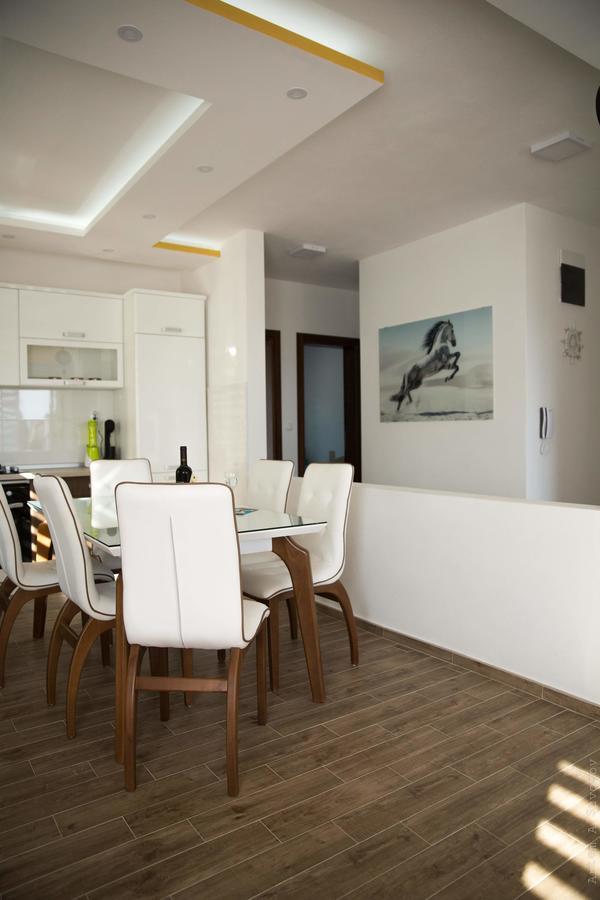 טיווט Apartments Sunny Hill מראה חיצוני תמונה