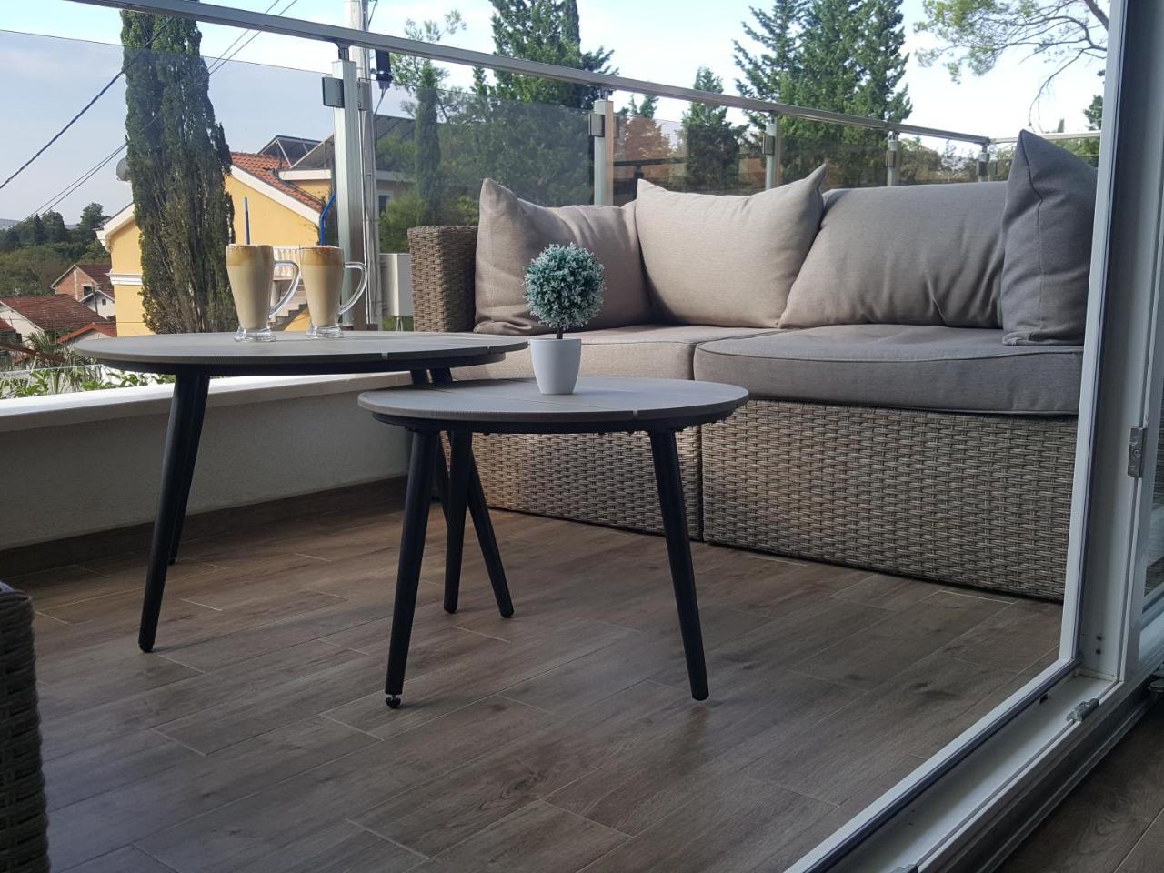 טיווט Apartments Sunny Hill מראה חיצוני תמונה